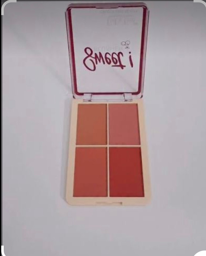 رژگونه چهار رنگ سوییت
